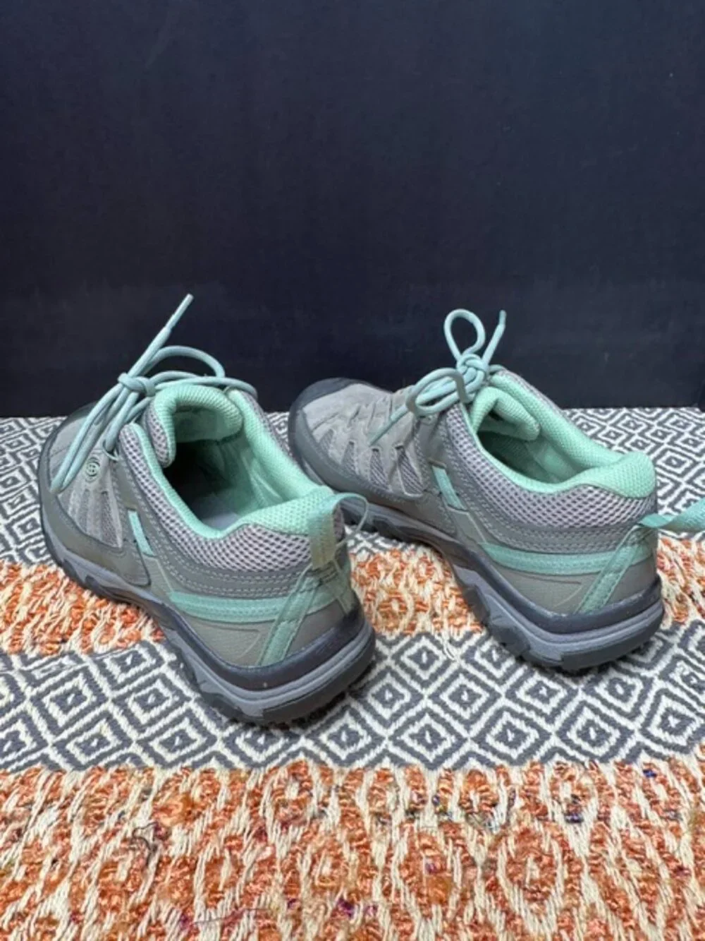 Keen Targhee Vent Woman's Size 9 - Picture 8 of 14